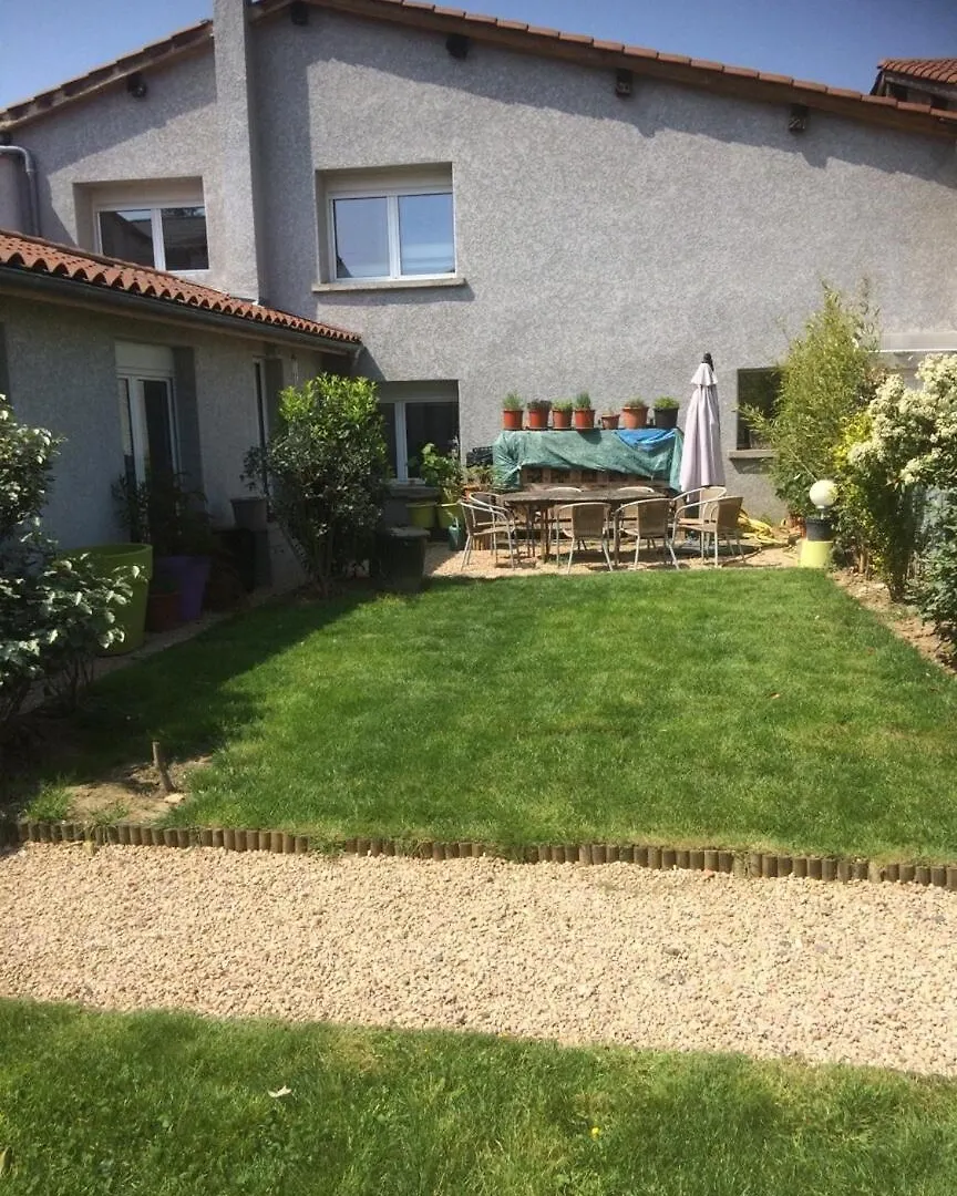 Les Gites Cherois Belle Maison Grande Capacite D'Accueil Les Cheres
